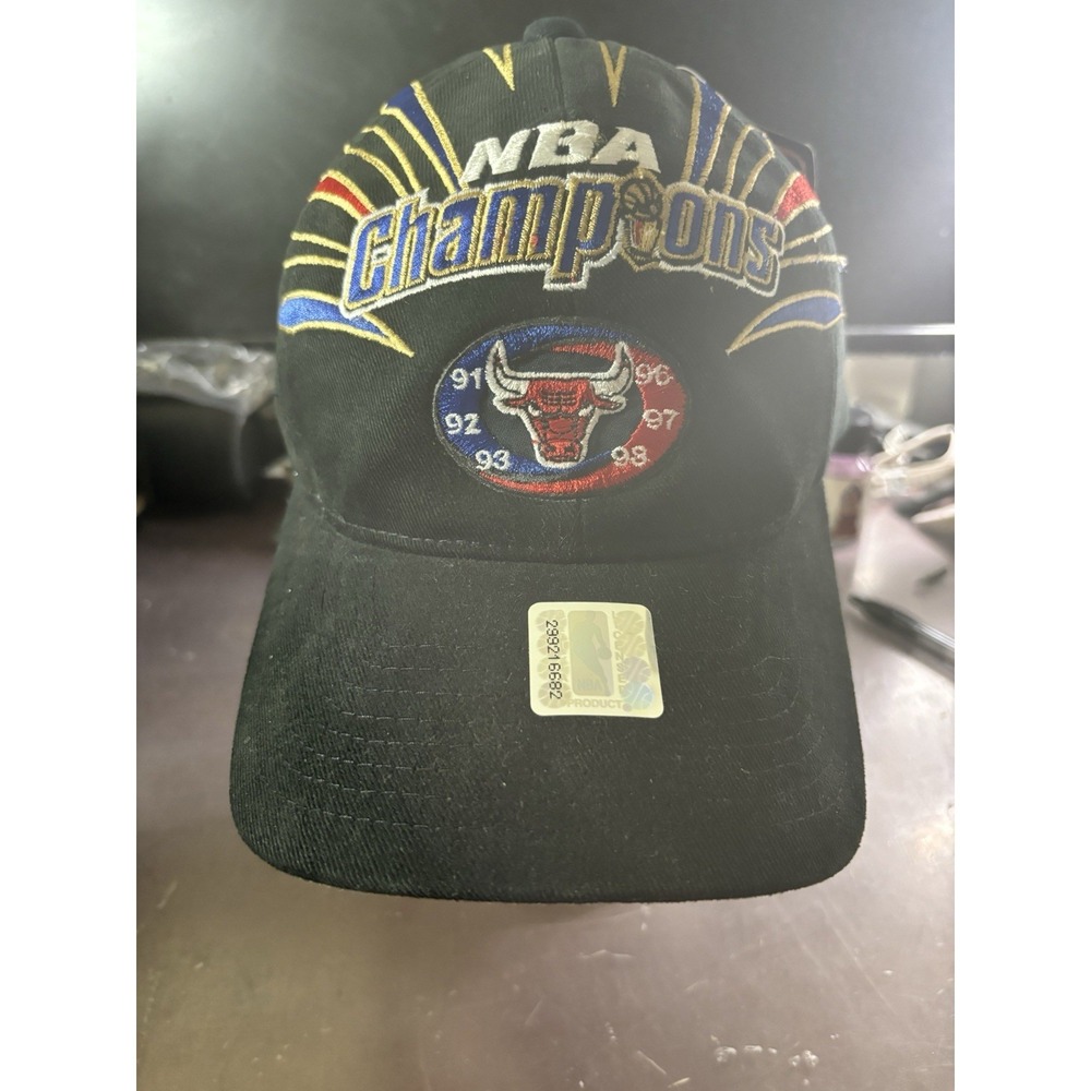 Vintage Hat Starter Chicago Bulls Championship Locker‎ Room Hat With Tag